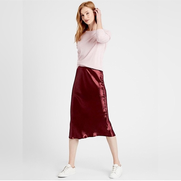 Banana Republic • Cranberry Red Satin Bias Cut Midi Slip Skirt Size XS